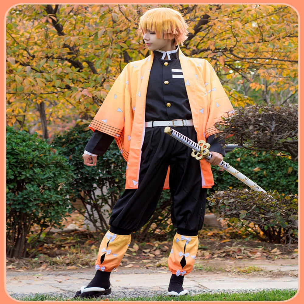 ENSEMBLE COSPLAY KIMETSU NO YAIBA