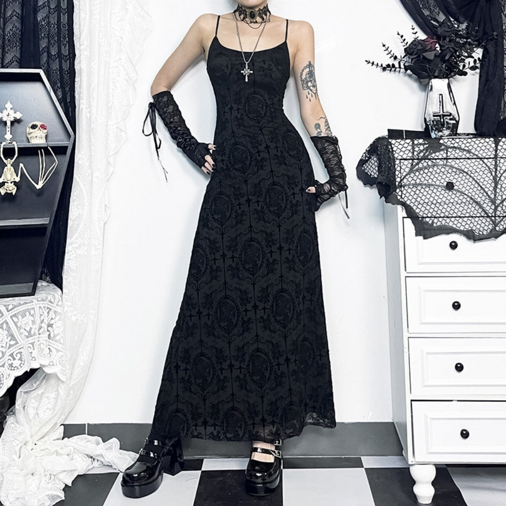 ROBE GOTH NOIR VICTORIEN A BRETELLE