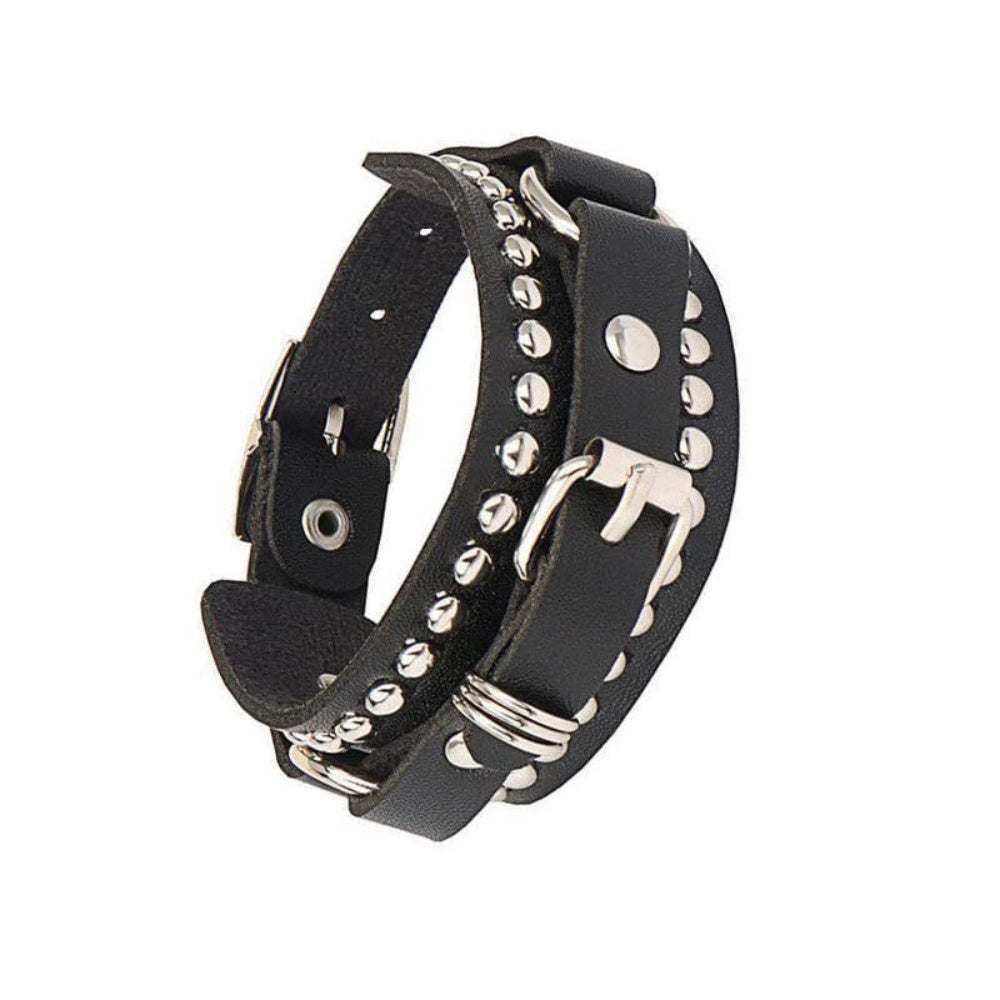BRACELET AVEC CLOUS GOTHIQUE