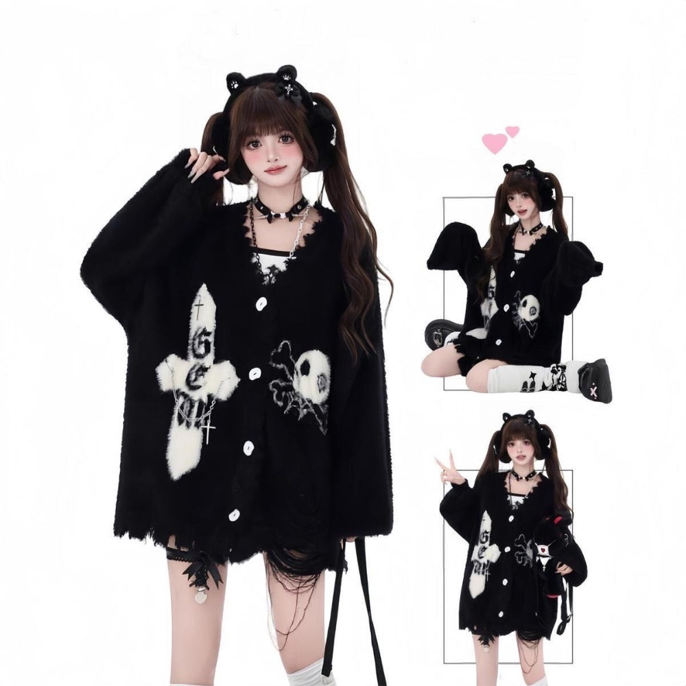 PULL DEMON GOTH AVEC ECHARPE NOIR