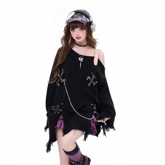 PULL GOTH DECHIREE NOIR EPAIS CHAINE