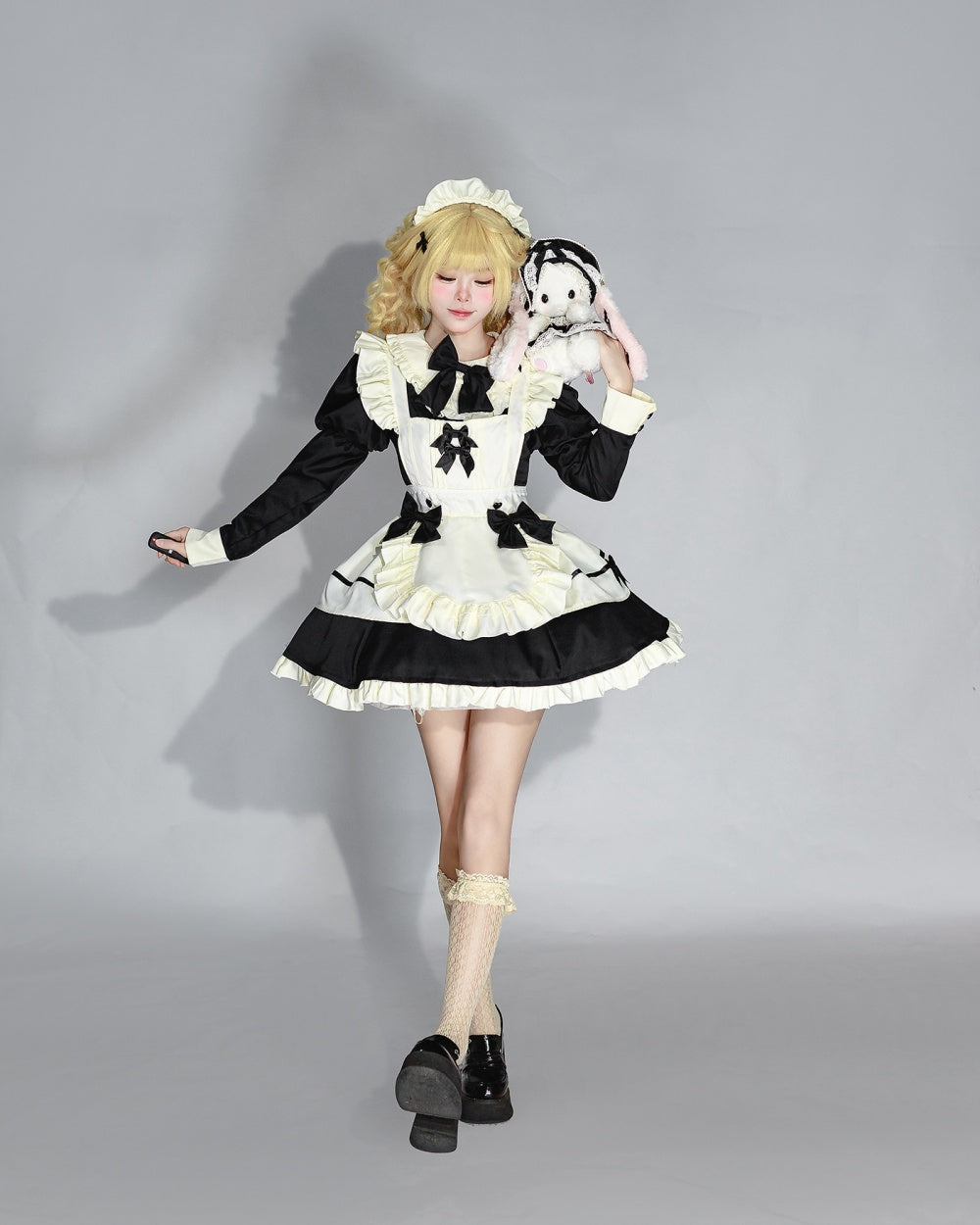 ROBE LOLITA MAID SOUBRETTE SERVEUSE