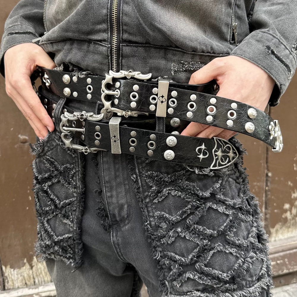 CEINTURE GOTHIQUE PUNK CLOUTE NOIR