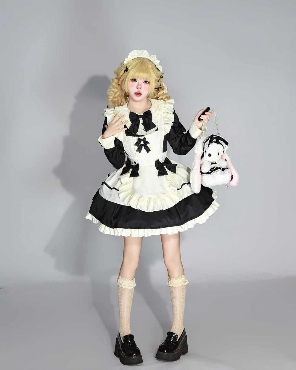 ROBE LOLITA MAID SOUBRETTE SERVEUSE